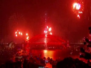 Avustralya 2020’ye ’Merhaba’ Dedi