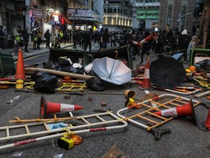 Hong Kong’da 6 Ayda 7 Bin Kişi Gözaltına Alındı