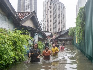 Endonezya’daki Sel Felaketinde Bilanço Artıyor