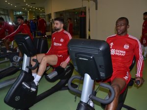 Sivasspor Salonda Çalıştı