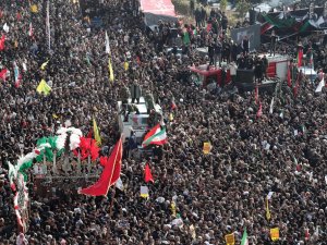 İranlı General Süleymani Bugün Kirman’da Defnedilecek