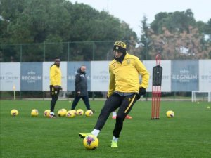 Umut Bulut Forma Rekabetine Hazır