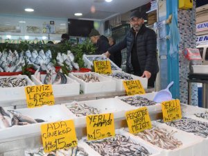 Gürcistan Hamsisi Tezgahları Süslüyor