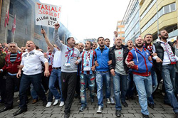 Trabzonspor taraftarlarının 'boş oy' kampanyası