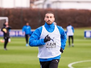 Cenk Tosun Resmen Crystal Palace’ta