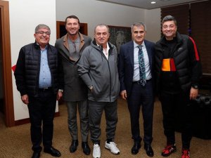 Şenol Güneş Galatasaray’ın Kampını Ziyaret Etti
