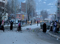 Erzurum’da akraba kavgası mahalle savaşına dönüştü