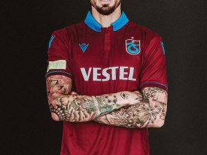 Trabzonspor Kaptanı Jose Sosa: "Adınız Trabzonspor İse Hedefiniz Zirvedir"
