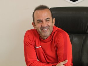 Mehmet Özdilek’ten Transfer Açıklaması!