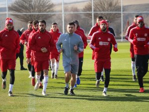 Rıza Çalımbay: "Beşiktaş Karşısında Elimizden Geleni Yapacağız"