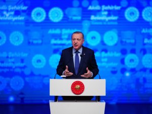“Çağın Ötesine Geçemeyen Toplumlar Cazibelerini Yitirmeye Mahkumdur”