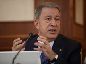 Bakan Akar: ”Bize Muhatap Ruslardır”