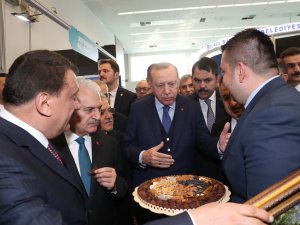 Cumhurbaşkanı Erdoğan, Malatya Standını Gezdi