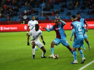 Bordo Mavililer Tur Kapısını Araladı
