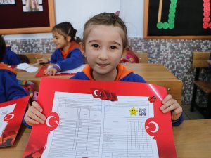 Milyonlarca Öğrenci Karne Heyecanı Yaşadı