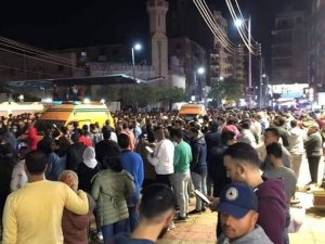 Mısır’da Bir Araç Yayaların Arasına Daldı: 7 Yaralı