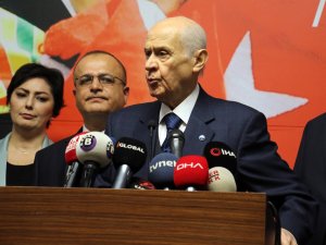 Bahçeli’den Kılıçdaroğlu’na Sert Tepki: "Teröristlerin Kimler Olduğunu Tanımakta Zorluk Çekiyor"