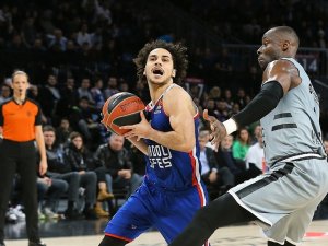 Shane Larkin, Euroleague Tarihine Geçti