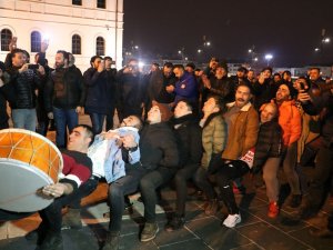Sivas’ta, Beşiktaş Galibiyeti Doyasıya Kutlandı