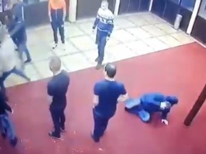 Yumruk Darbesiyle Öldü