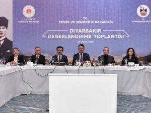 Bakan Kurum Diyarbakır’da "Değerlendirme Toplantısı"na Katıldı