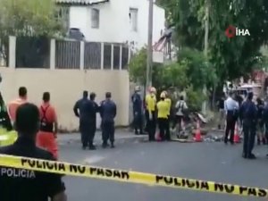 El Salvador’da Savaş Uçağı Düştü: 2 Ölü