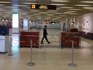 Pakistan’dan, Çin’den Gelen Yolculara Virüs Taraması