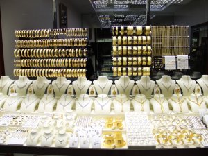 "Altın Bu Yıl İçinde 320 Tl Bandını Görebilir"