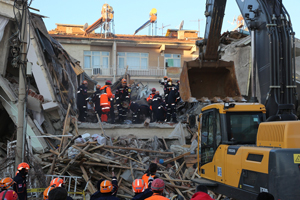 Depremde Hayatını Kaybedenlerin Sayısı 29’a Yükseldi