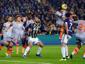 İlk 15 Dakikada Gol Yok