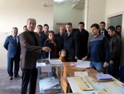 Bakan Eker Diyarbakır’da Oyunu Kullandı