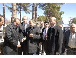 Orman Ve Su İşleri Bakanı Veysel Eroğlu, Oyunu Afyonkarahisar’da Kullandı
