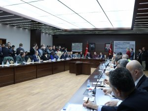 Bakan Kasapoğlu Ve Milli Futbolcular Destek İçin Elazığ’da