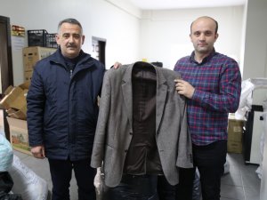 Yardım Kampanyası İçin Gönderilen Ceketten 10 Bin Lira Çıktı