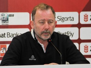 Beşiktaş, Sergen Yalçın’ı Kap’a Bildirdi