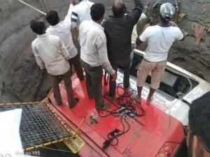 Hindistan’da Kaza Yapan Otobüs Çukura Düştü: 27 Ölü, 32 Yaralı