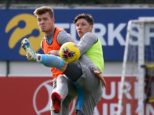 Alexander Sörloth Fenerbahçe’yi Bekliyor