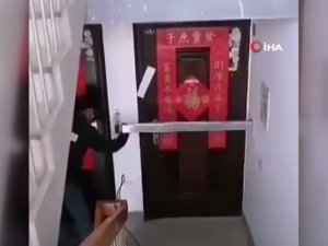 Çin’de Korona Virüs Nedeniyle Evlerin Mühürlendiği İddiası