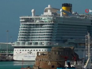 7 Bin Kişilik Gemide Korona Virüsü Şüphesi