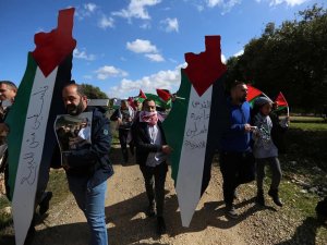 Batı Şeria’da Abd Karşıtı Protesto: 48 Yaralı