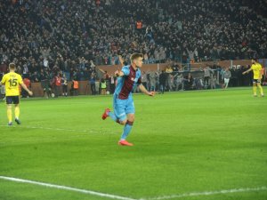 İlk Yarıyı Trabzonspor Üstün Bitirdi