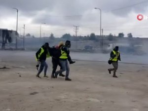 İsrail’in Gaz Bombalı Müdahalesinde 2 Gazeteci Boğulma Tehlikesi Geçirdi