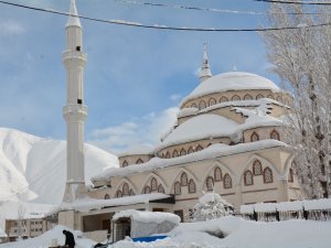 Hakkari’de Kar Manzaraları