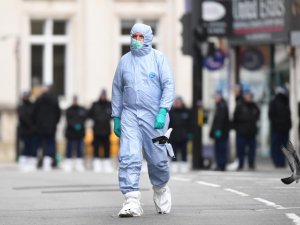 Londra’daki Bıçaklı Saldırıyı Deaş Üstlendi