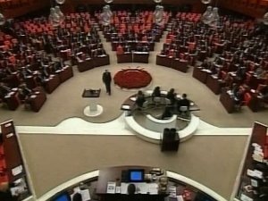 Tbmm Van Bahçesaray Çığ Felaketi Ve Sabiha Gökçen’deki Uçak Kazası Nedeniyle Çalışmalarını Yarıda Bıraktı
