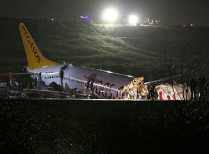 Sağlık Bakanı Koca: Uçak Kazasında 1 Kişi Hayatını Kaybetti