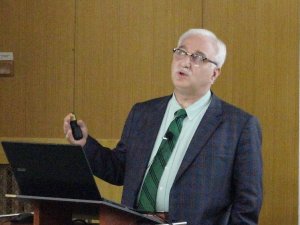 KTÜ Tıp Fakültesi’nde ’Korona’ Virüsü Semineri Verildi