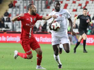 Sivasspor - Antalyaspor Rövanş Maçının Saati Değişti