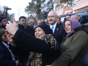 Chp Genel Başkanı Kemal Kılçdaroğlu’ndan Ağabeyi Ve Ablasına Ziyaret
