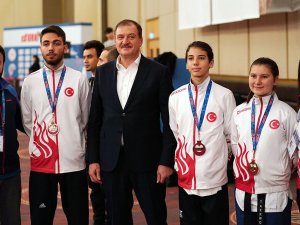 Tekvandoda Madalya Yağmuru